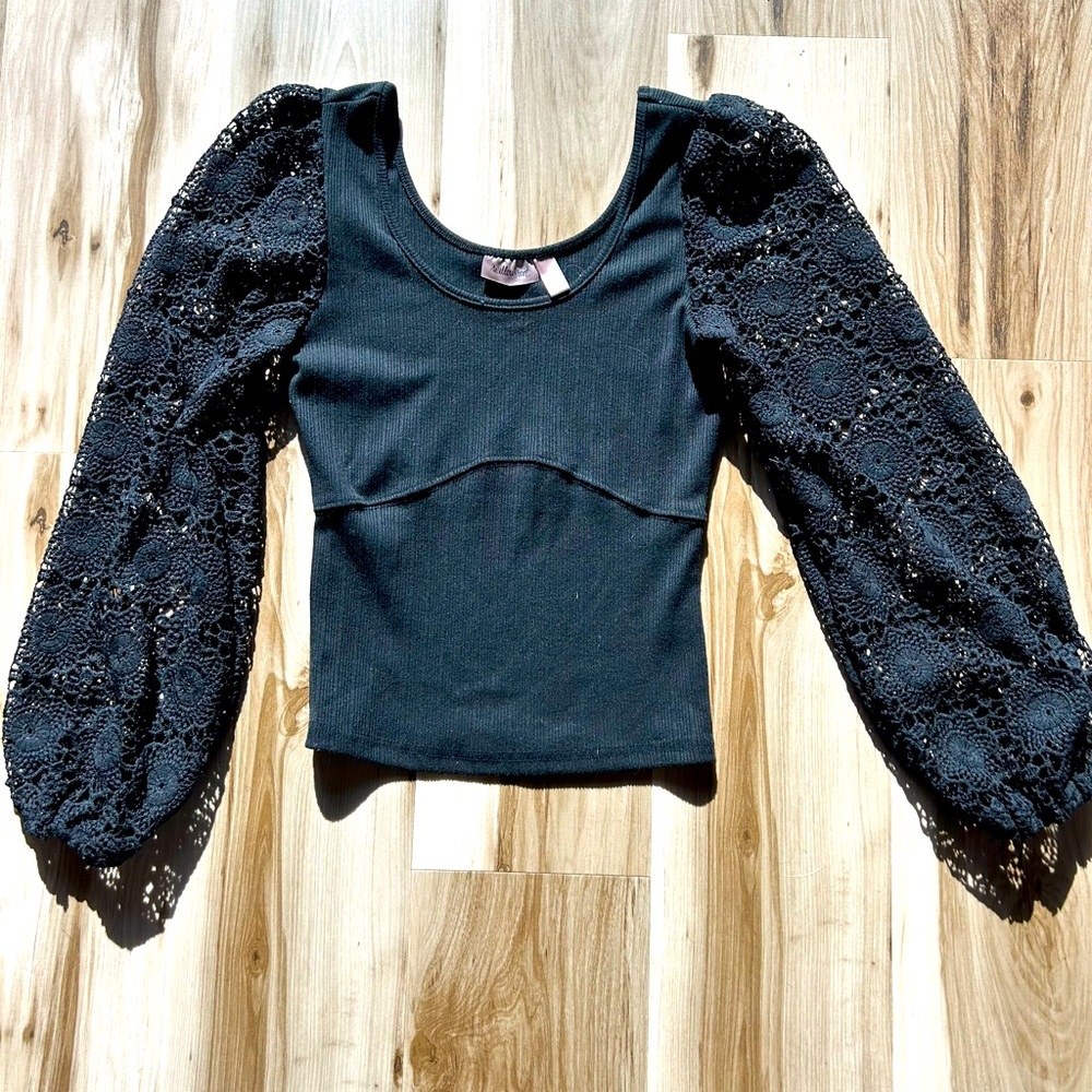 Willow and Root Top